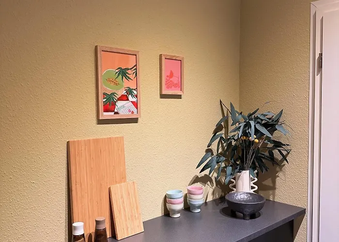 Apartament Zentrales In Ehemaligem Ladengeschaeft Mit Parkplatz In *